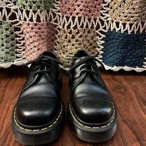 Dr. Martins Smooth Leather Oxford Shoes Size 6 Women’s